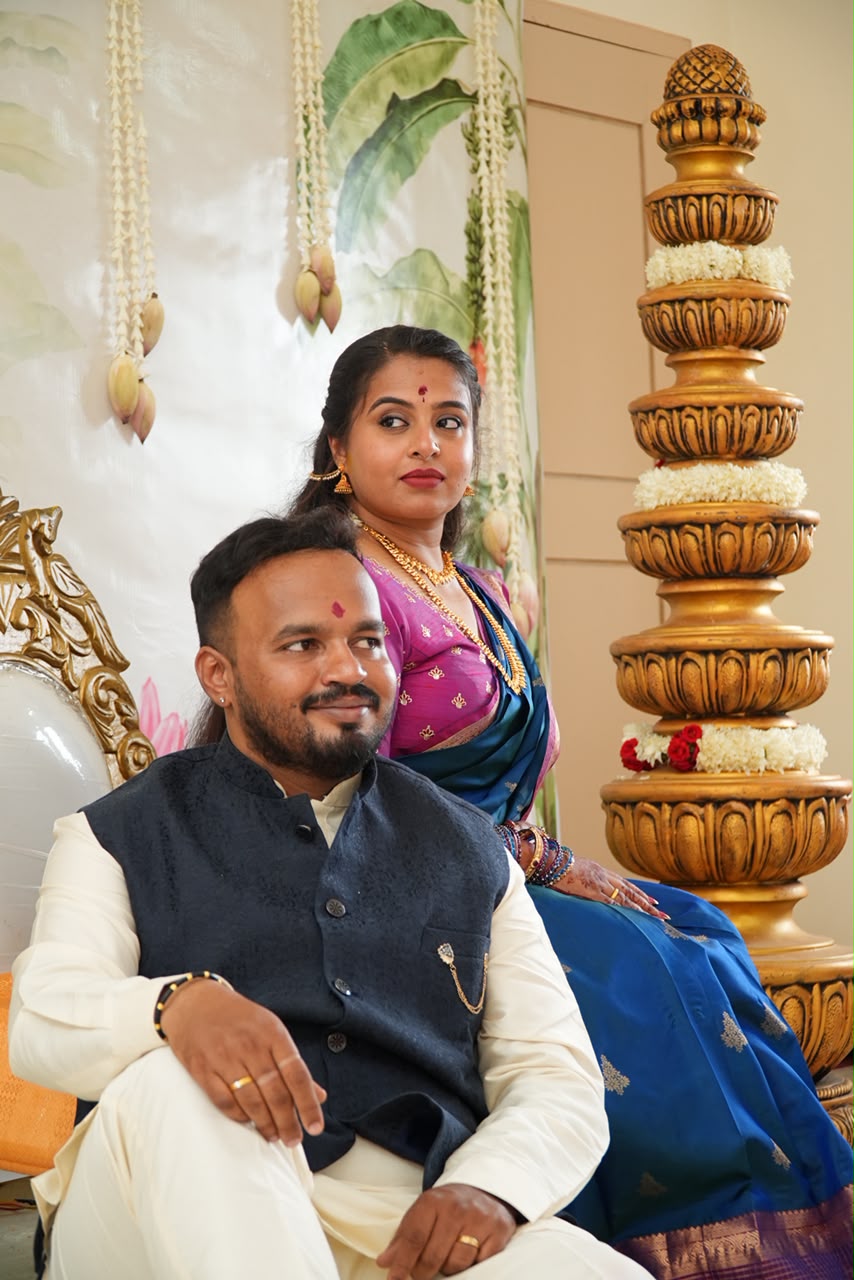 Pradeep and Ananya in traditional attire